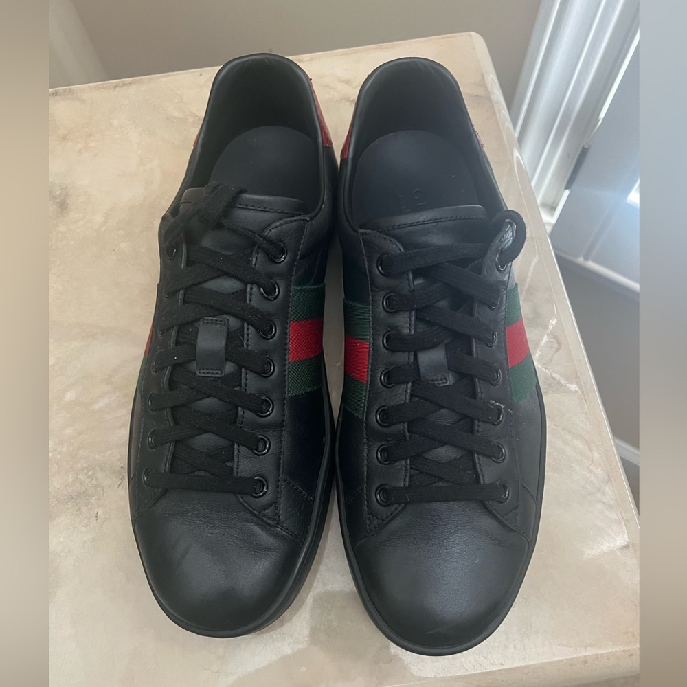Gucci sneaker nice shoe